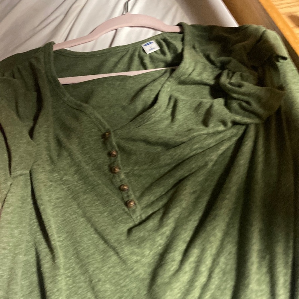 Old navy green women large shirt